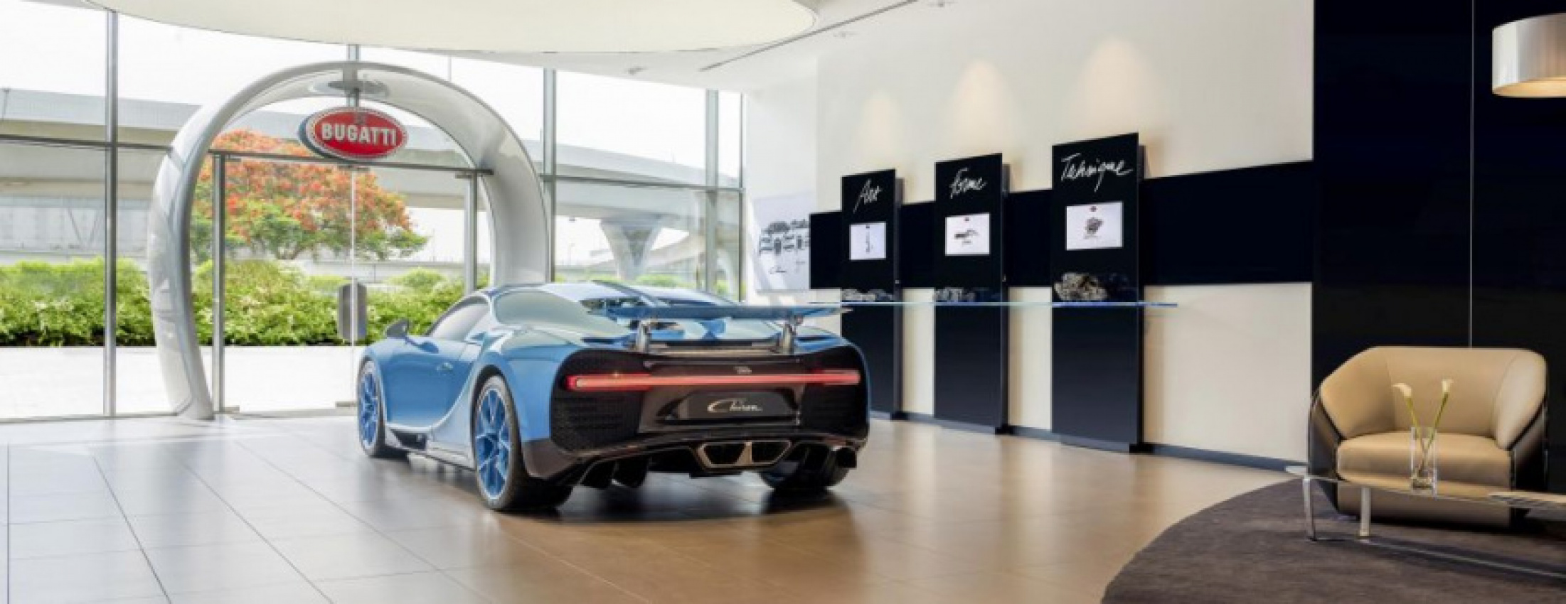 autos, bugatti, cars, autos bugatti, bugatti opens its largest showroom in dubai.