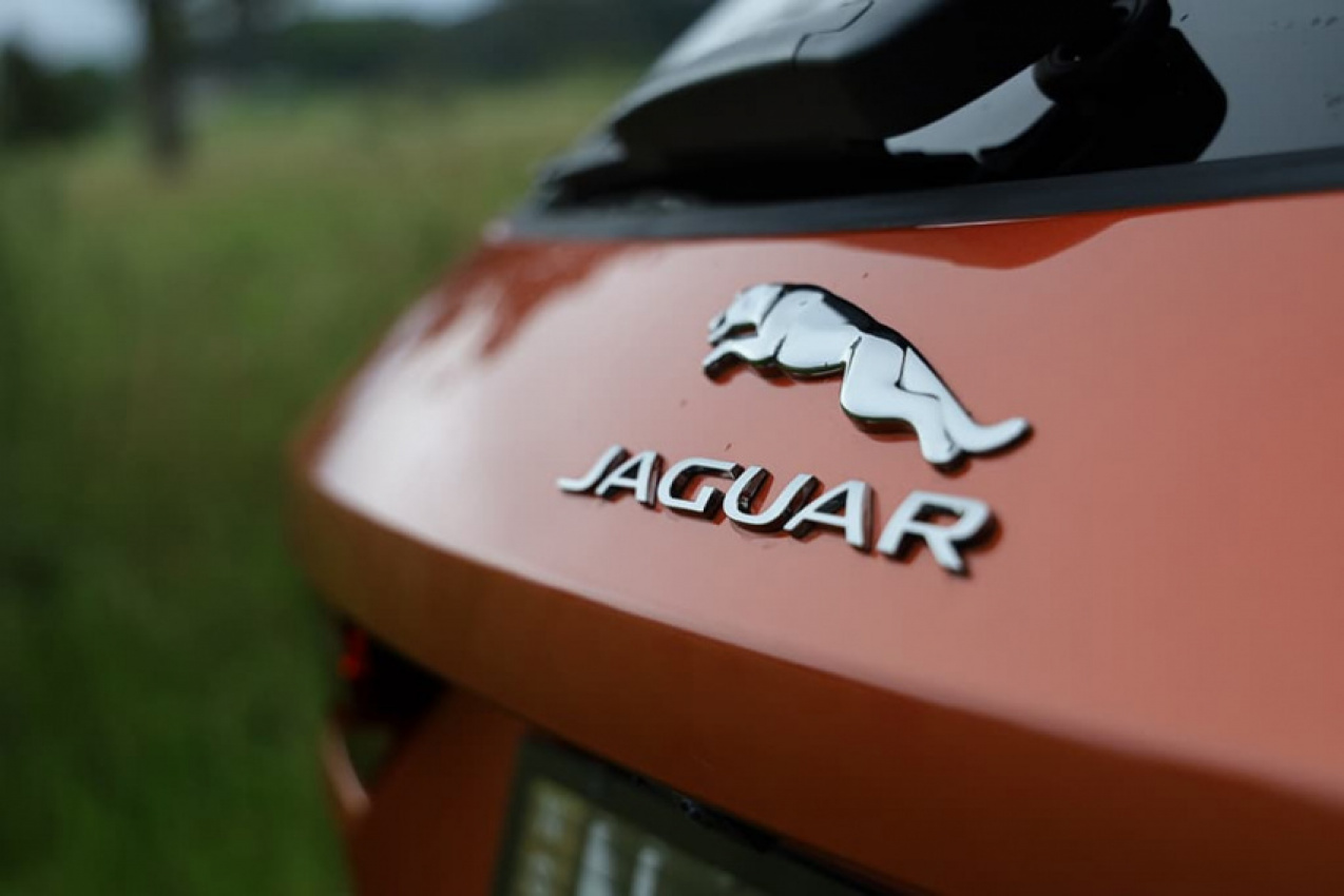 autos, cars, jaguar, reviews, android, car reviews, f-pace, jaguar f-pace, performance cars, prestige cars, android, jaguar f-pace svr 2022 review