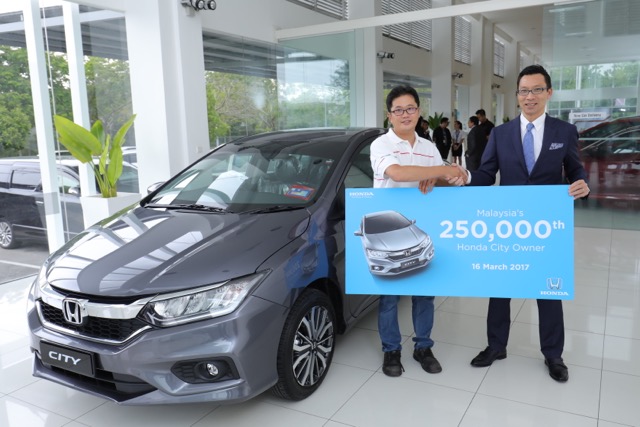 autos, cars, honda, autos honda, honda malaysia celebrates its 250,000th city owner