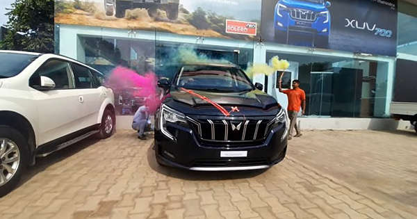 autos, cars, mahindra, mahindra xuv700 ax7 awd luxury deliveries commence