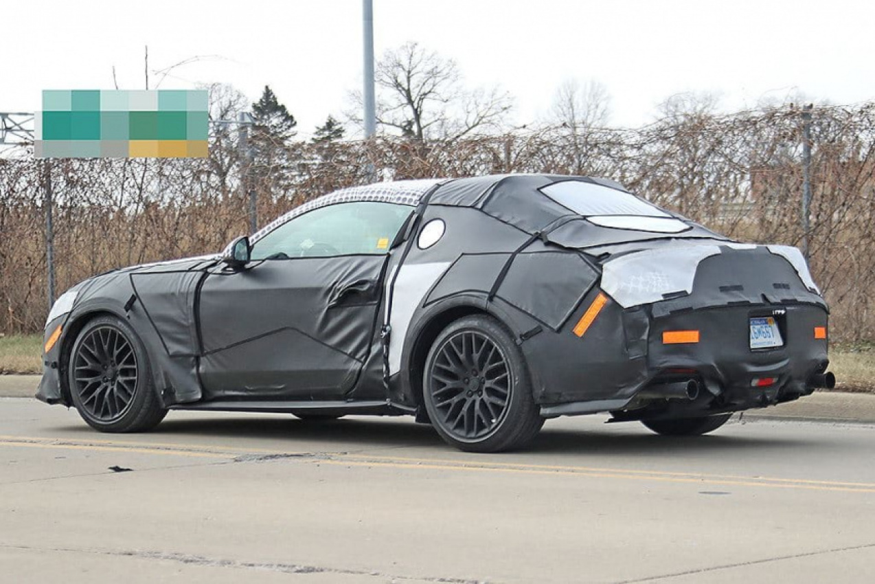 autos, cars, ford, reviews, car news, coupe, ford mustang, mustang, performance cars, spy pics, new ford mustang spotted in the wild