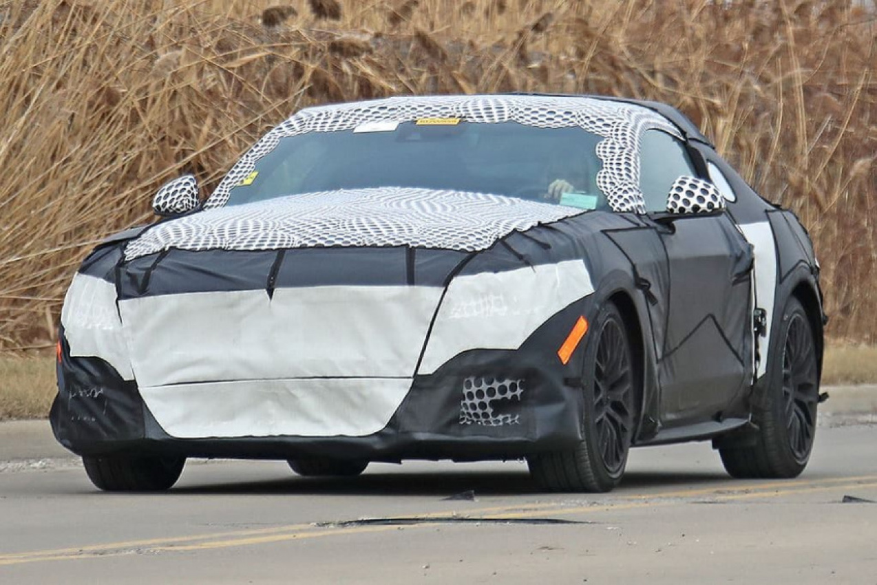 autos, cars, ford, reviews, car news, coupe, ford mustang, mustang, performance cars, spy pics, new ford mustang spotted in the wild