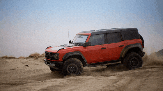 autos, cars, ford, ford bronco, 2022 ford bronco raptor; races over dunes into dealers this summer