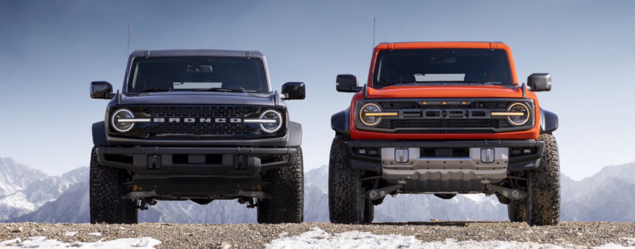 autos, cars, ford, ford bronco, 2022 ford bronco raptor; races over dunes into dealers this summer