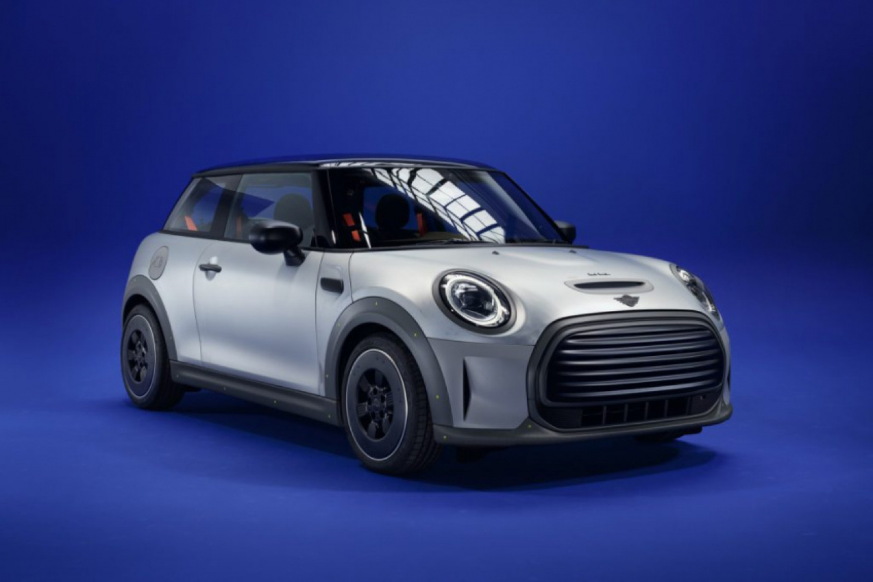 autos, cars, electric cars, mini, bmw group, mini strip, oliver heilmer, paul smith, the mini strip unveiled – uk designer paul smith creates one-off, more sustainable ev