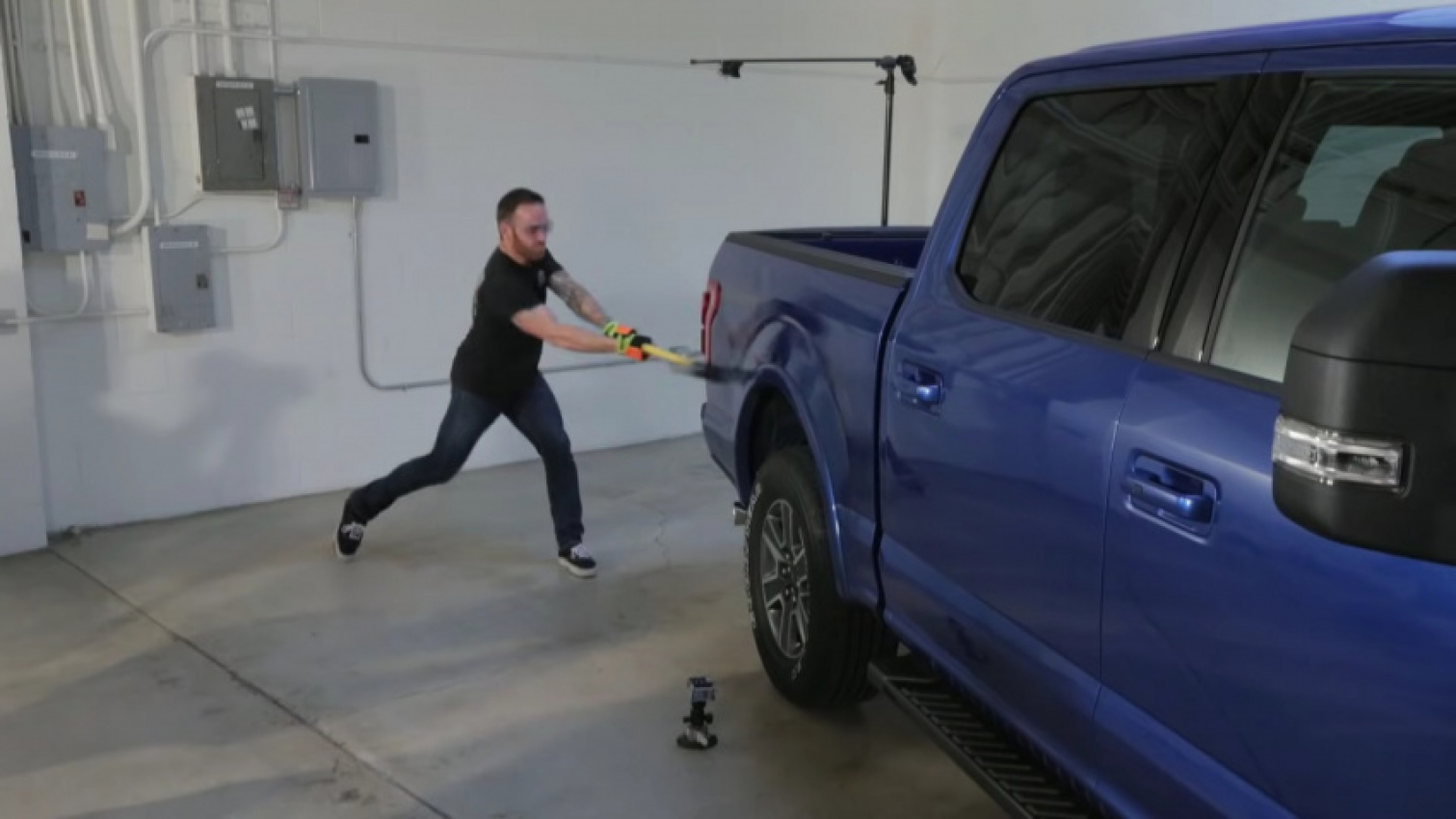 autos, cars, ford, f-150, ford f-150, truck, watch edmunds editors hit a 2015 ford f-150 with a sledgehammer