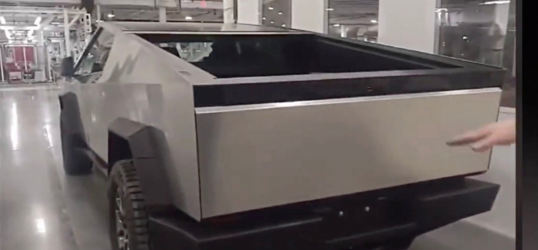 autos, cars, tesla, cybertruck, tesla cybertruck prototype shown in detail in new leaked walkaround video
