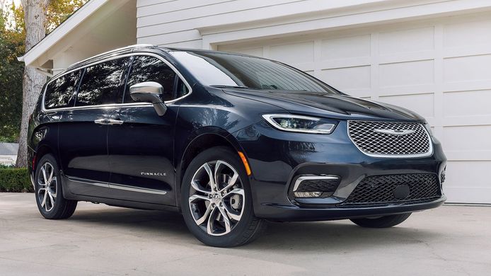 autos, chrysler, news, chrysler’s new electric suvs for 2028 unveiled