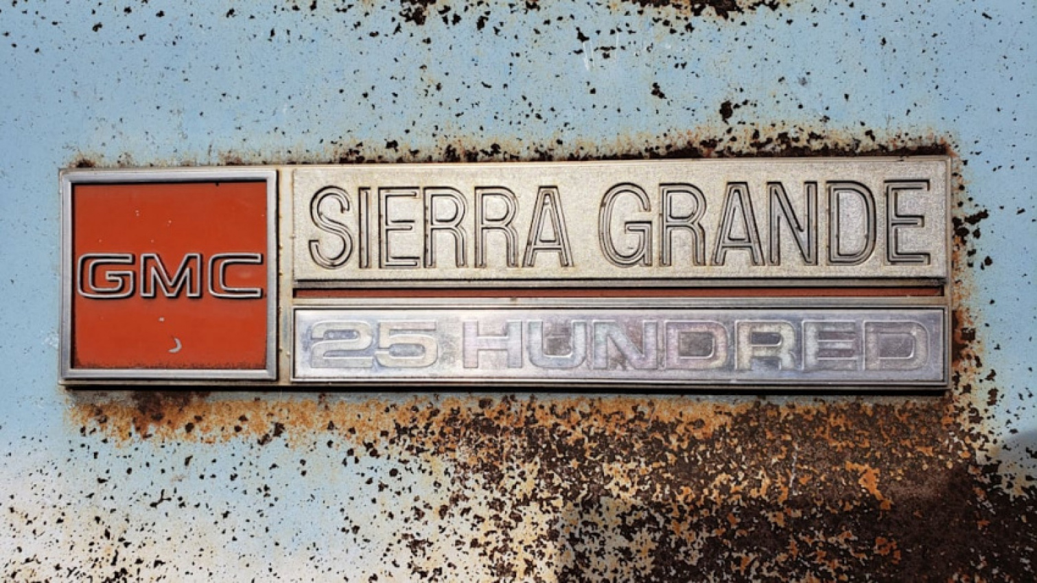 autos, cars, gmc, automotive history, classics, gmc sierra, junkyard, junkyard gem, junkyard gems, truck, junkyard gem: 1973 gmc sierra grande camper special