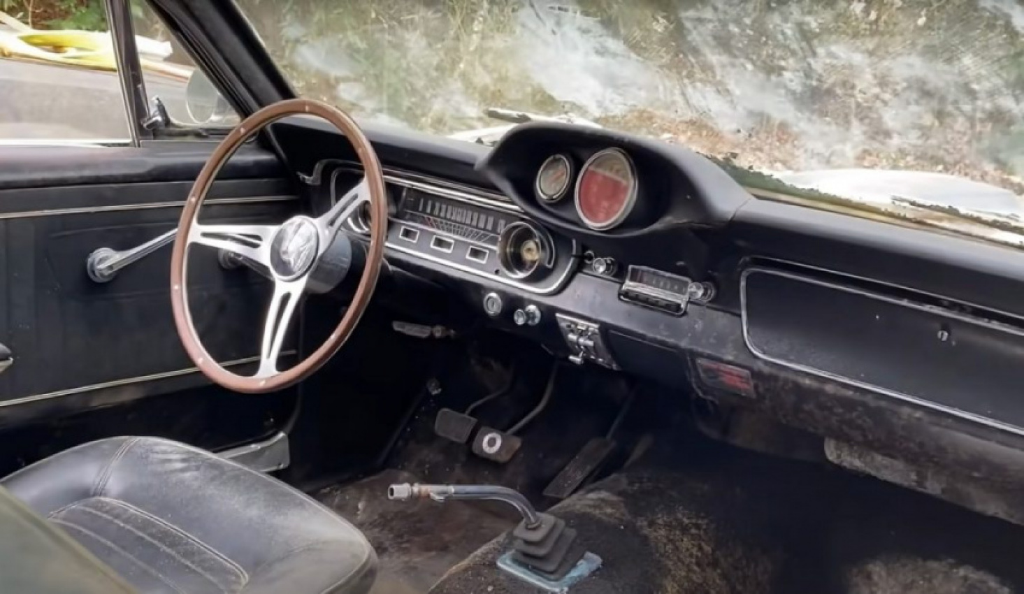 autos, cars, shelby, gold barn find – 1965 shelby mustang gt350 stored for decades in abandoned house