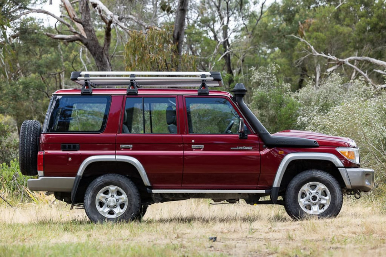 autos, cars, reviews, toyota, 4x4 offroad cars, android, car reviews, landcruiser, android, toyota landcruiser 70 series wagon 2022 review