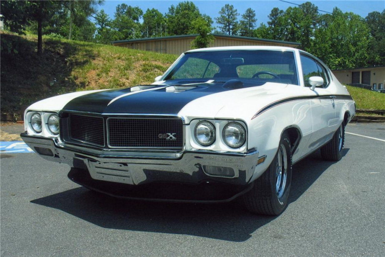 autos, buick, cars, review, 0-60 6-7sec, 1/4 mile 13-14sec, 1970s, 1970s cars, 300-400hp, buick model in depth, muscle car, 1970 buick gsx
