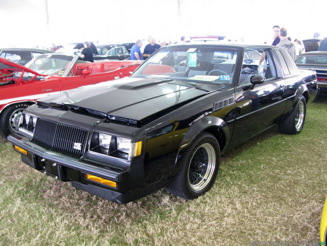 autos, buick, cars, review, 1980&039;s, 1980s cars, 200-300hp, buick model in depth, turbocharged, 1987 buick gnx
