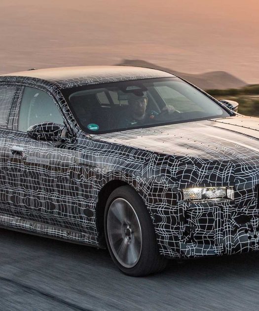 autos, bmw, news, 2023 bmw i7 electric saloon teased during hot-weather testing