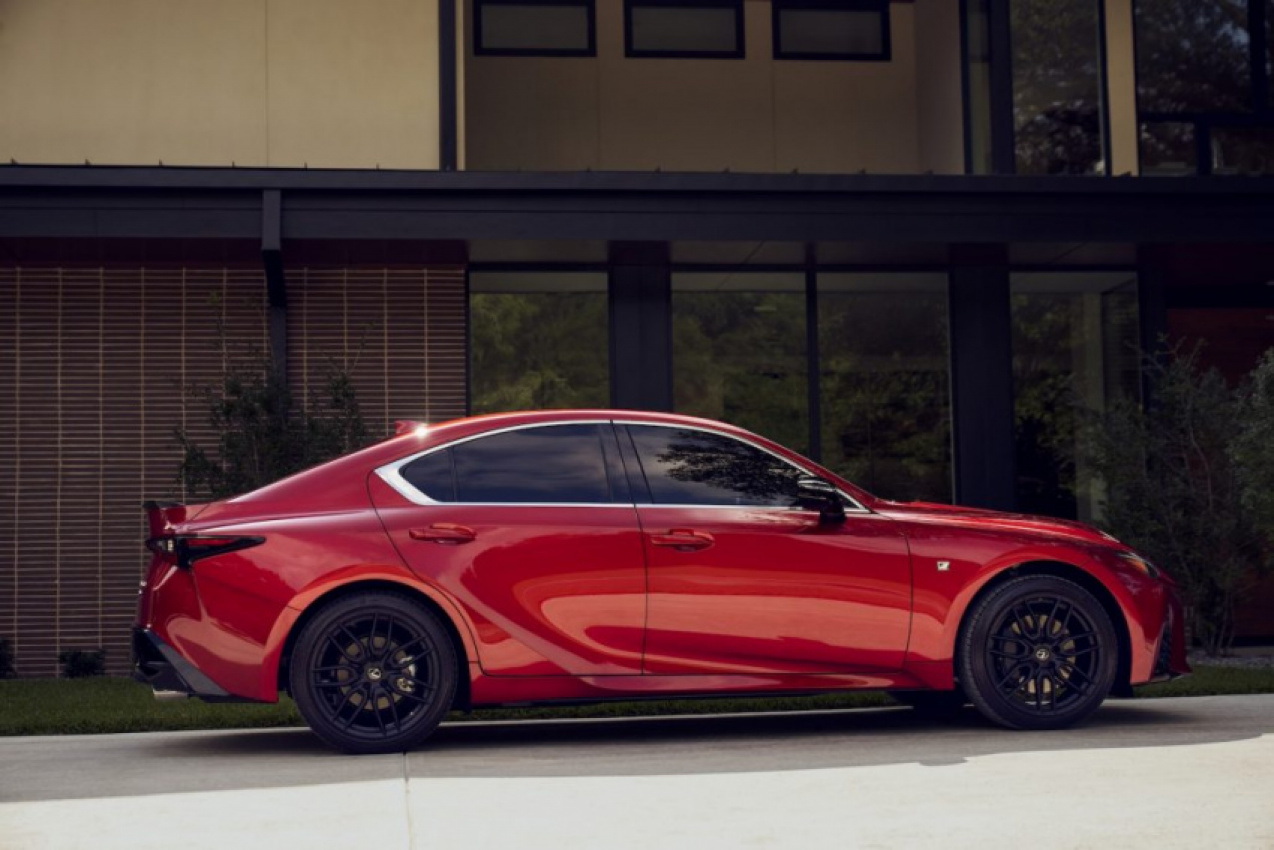autos, lexus, news, android, android, a week with: 2021 lexus is 300 awd