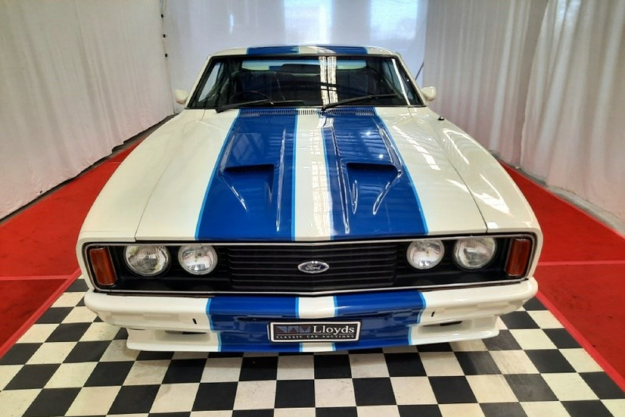 autos, cars, ford, holden, holden v ford in auction showdown