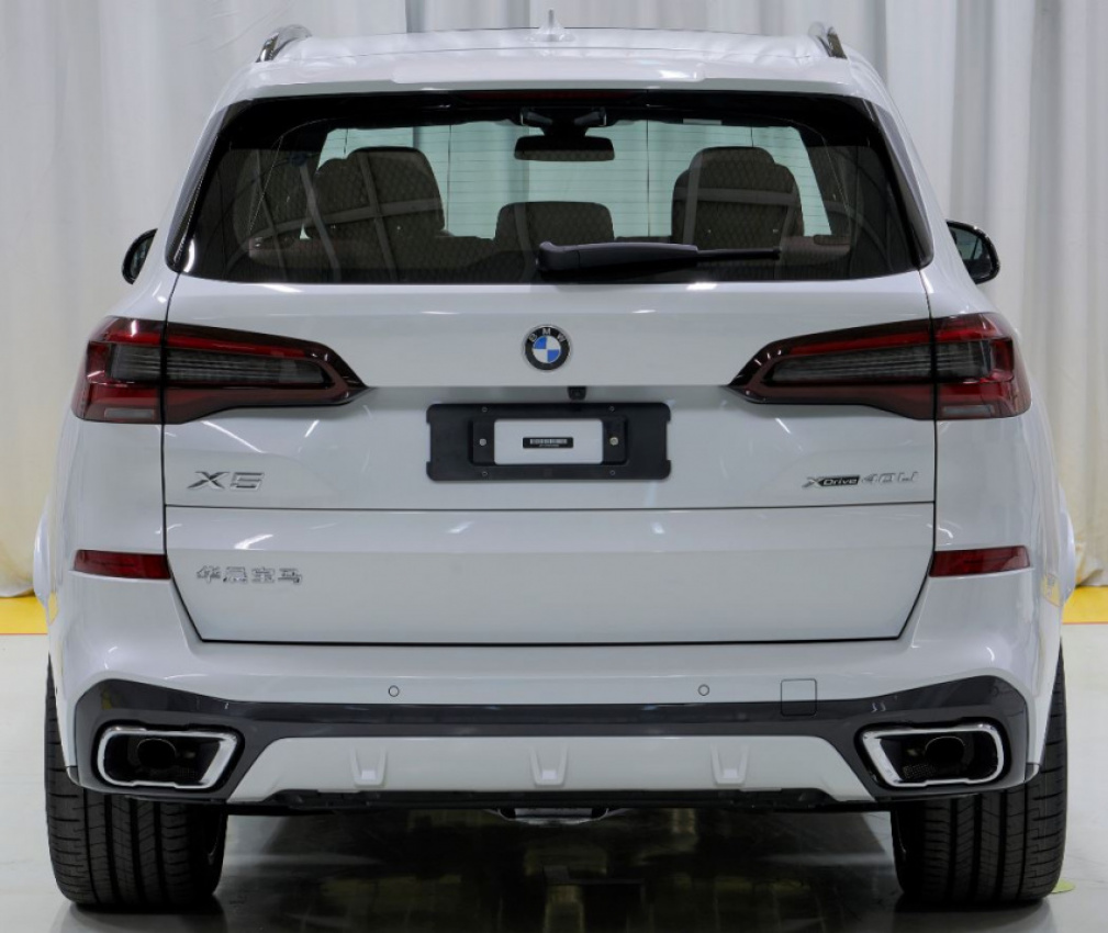 autos, bmw, news, bmw x5, bmw x5 gets stretched out for chinese market