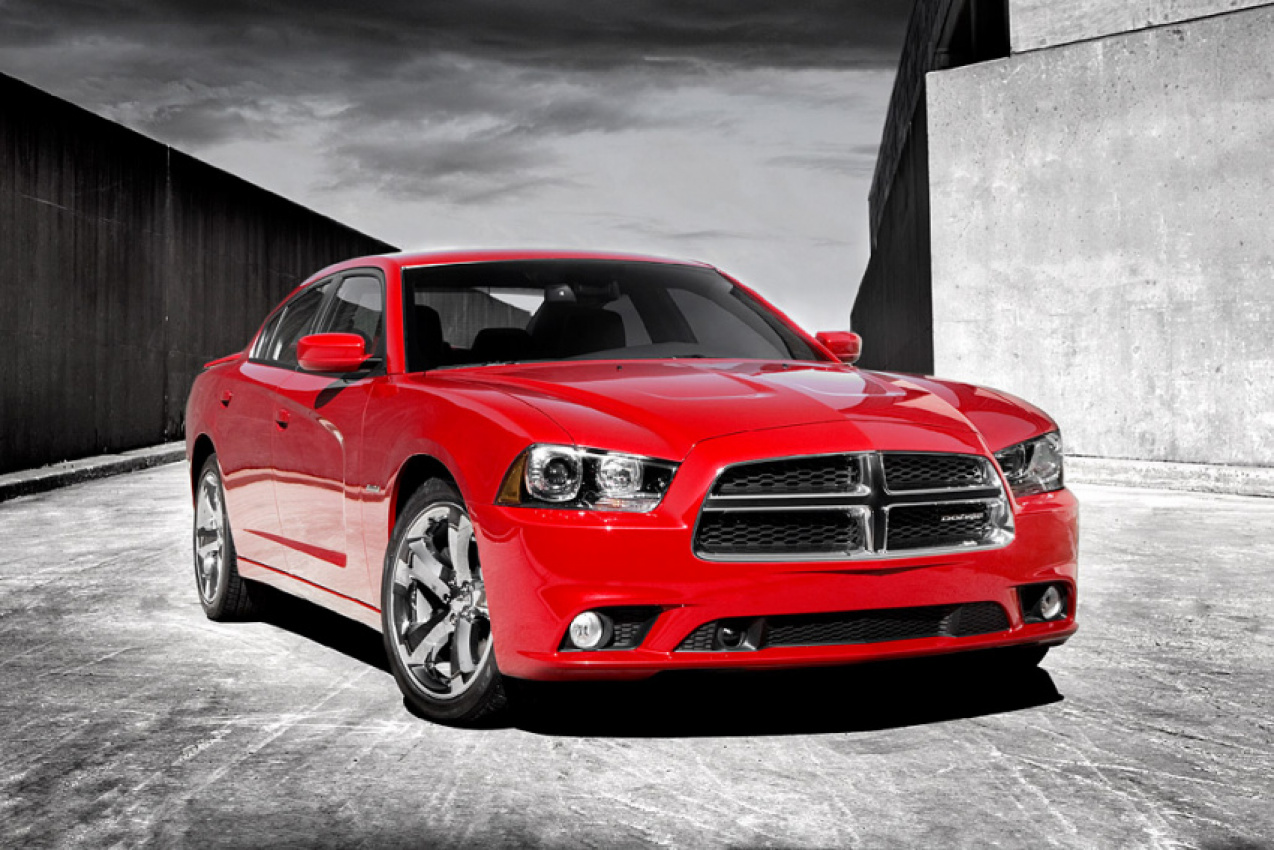 autos, cars, dodge, review, 2010s cars, 400-500hp, dodge charger, dodge model in depth, hemi v8, muscle, muscle car, 2011 dodge charger r/t