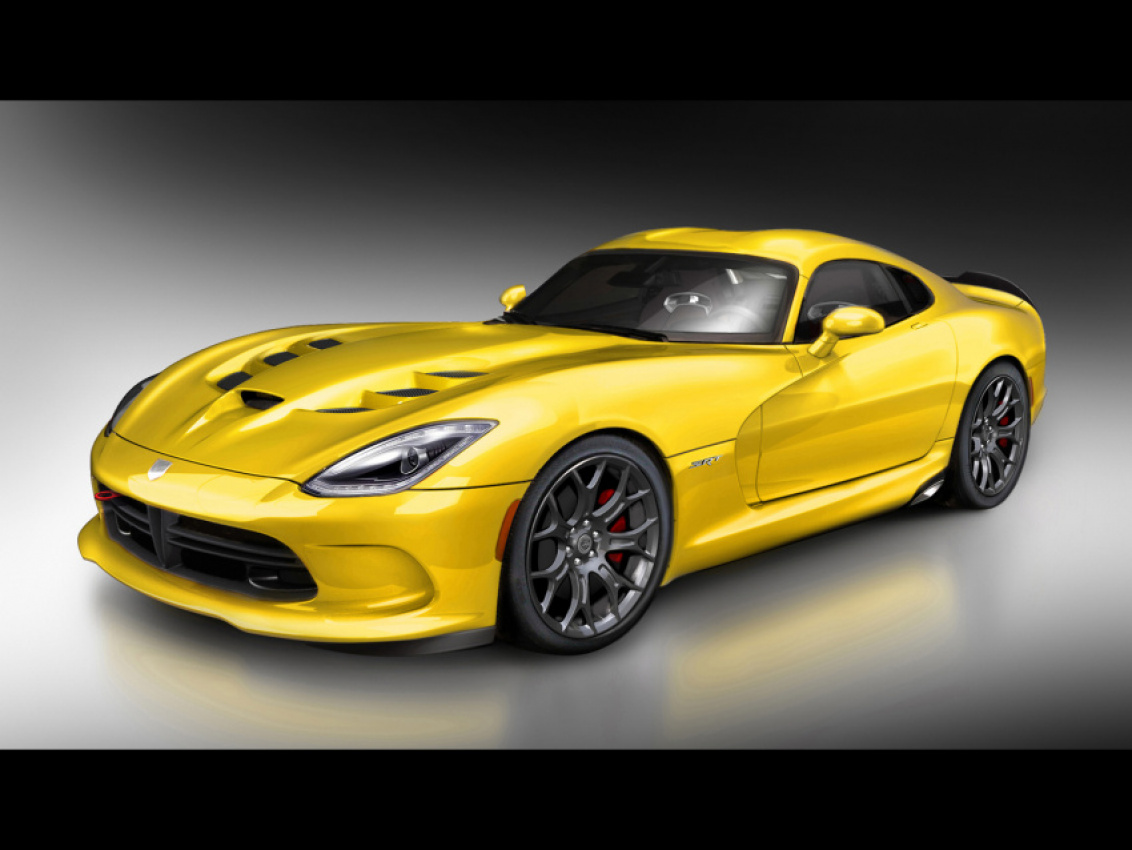 autos, cars, dodge, review, srt, 2010s cars, 600-700hp, dodge model in depth, dodge viper, v10, viper, 2013 dodge srt viper “moparized”