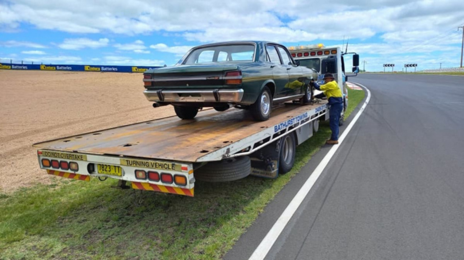 autos, cars, ford, classic ford falcon gt seized in bathurst after police detect excessive speed
