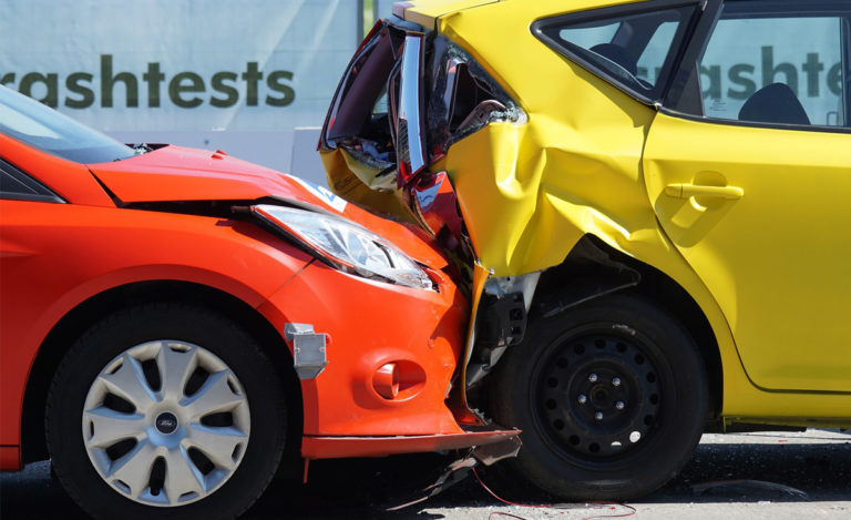 autos, cars, features, accident, what to do when you are in a car accident