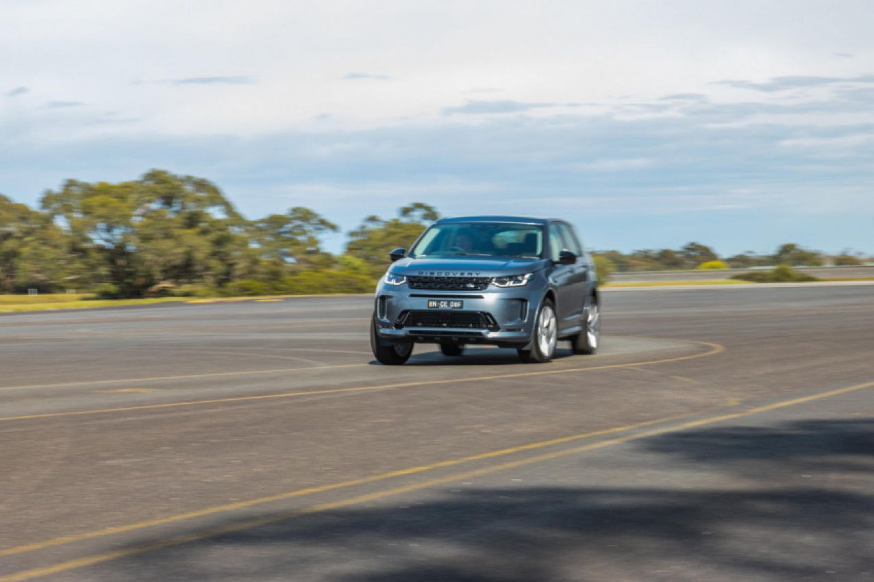 autos, land rover, news, android, land rover discovery, land rover discovery sport, android, 2021 land rover discovery sport review
