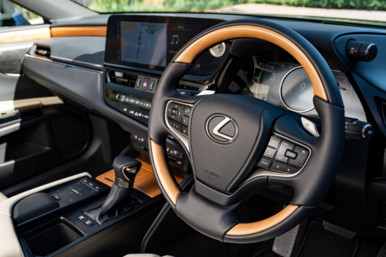 autos, cars, lexus, news, android, lexus es, android, lexus es updated – new features and pricing