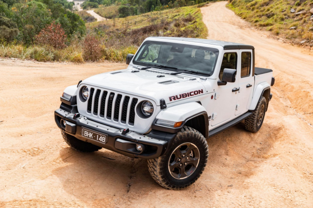 autos, jeep, news, jeep gladiator, jeep gladiator 4xe coming in 2024 – report