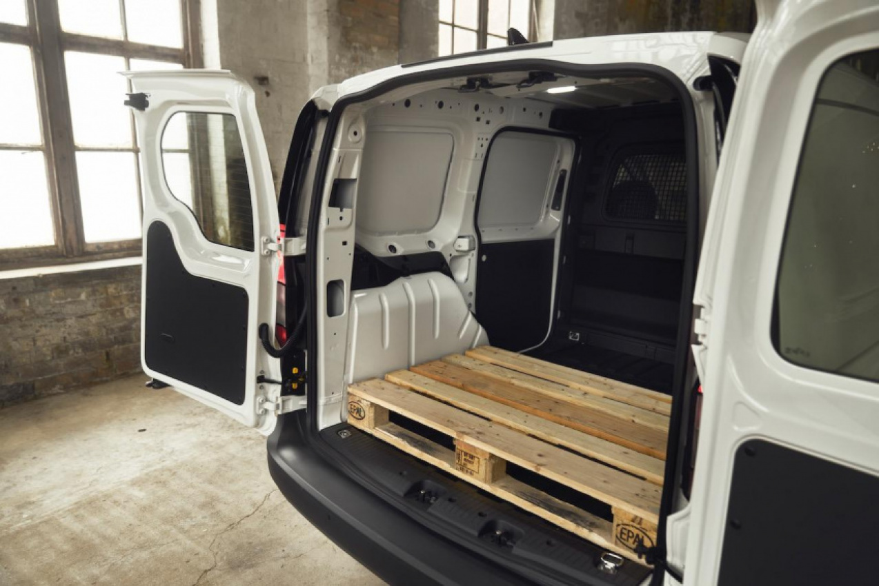 autos, news, volkswagen, android, android, 2022 volkswagen caddy cargo review