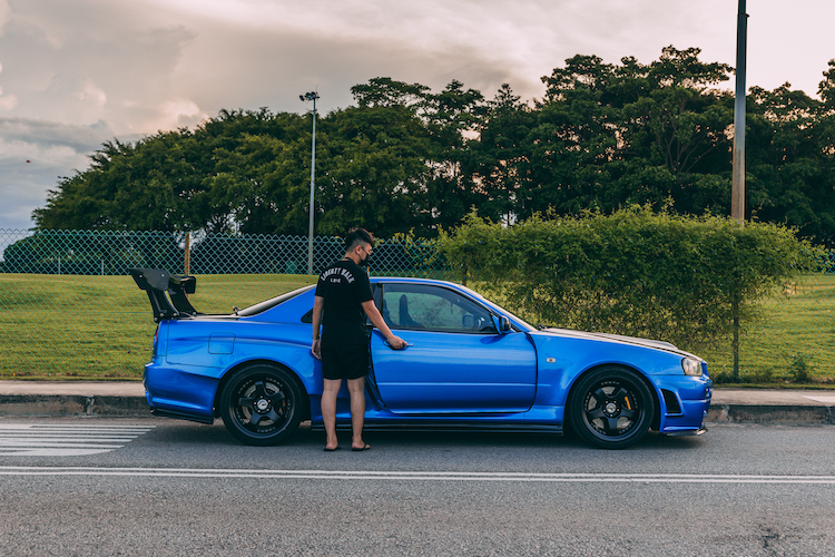 autos, cars, nissan, in the passenger seat: joschin, turning heads with his nissan skyline r34s