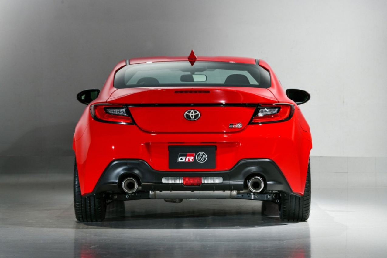 autos, cars, news, toyota, toyota 86, toyota gr 86, new toyota 86 unveiled – all the photos and details