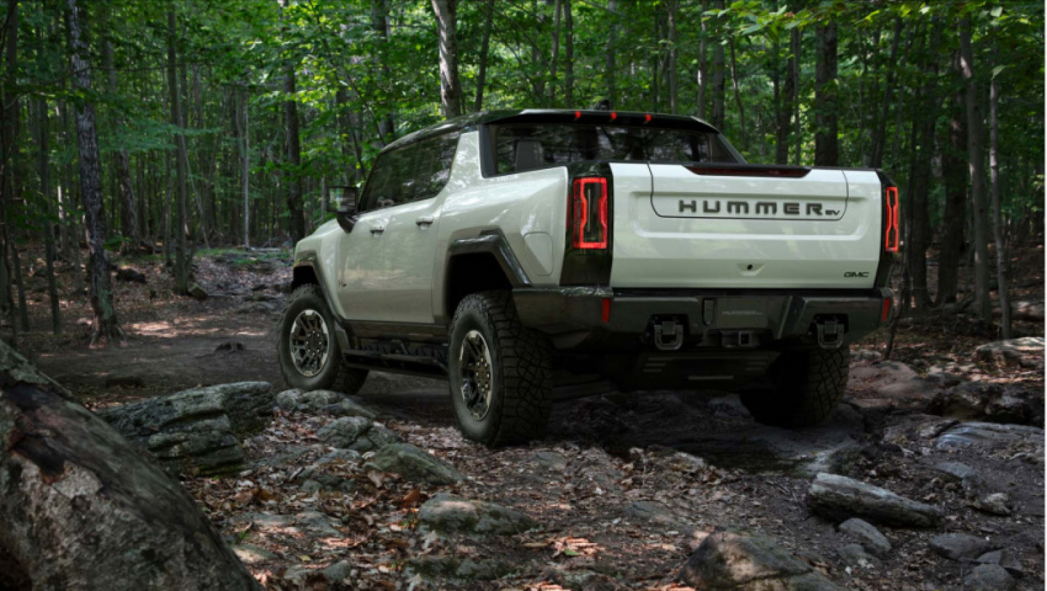 autos, gmc, hummer, news, 2022 gmc hummer ev edition 1 to have 329 miles of range, too heavy for official epa rating