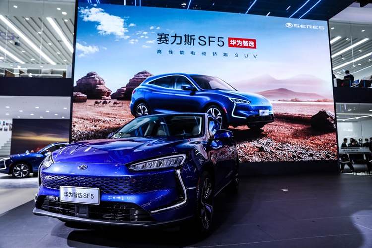 autos, cars, huawei, android, android, huawei's first electric car: the seres sf5