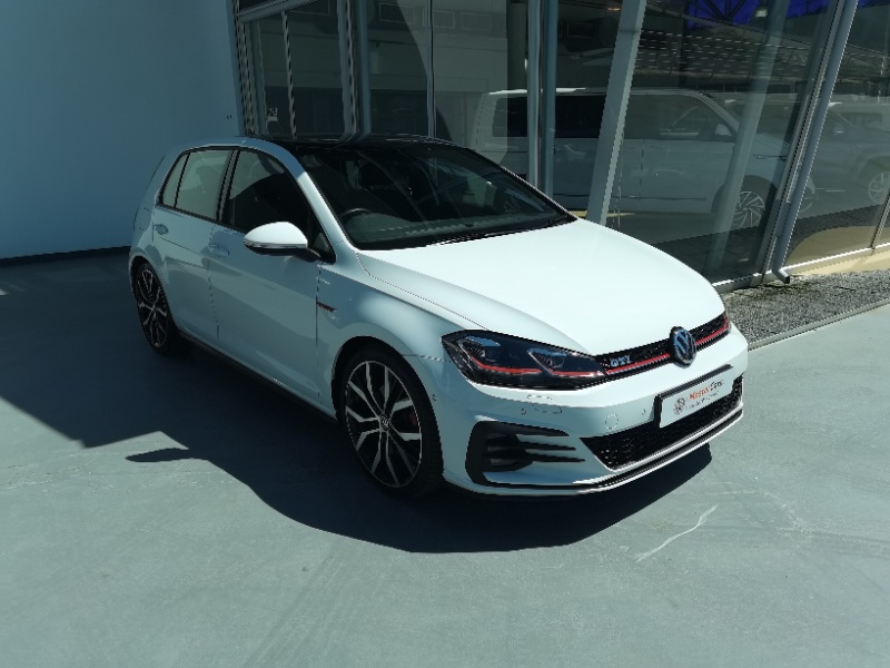 autos, cars, features, golf 7.5 gti, golf gti, volkswagen, volkswagen golf gti, great near-new golf 7.5 gti deals from vw dealerships