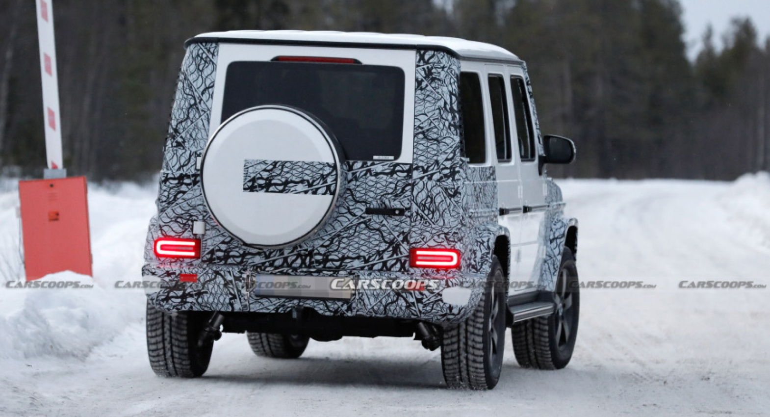 autos, cars, mercedes-benz, news, mercedes, mercedes g-class, mercedes scoops, scoops, facelifted 2023 mercedes g-class caught testing in the snow