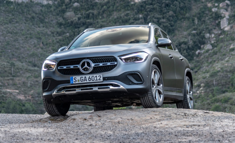autos, cars, features, mercedes-benz, android, gla, gla200, mercedes, mercedes-benz gla, android, the cheapest new mercedes-benz suv in south africa – r679,000