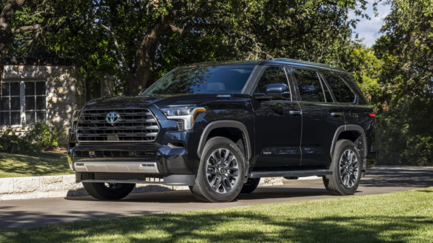autos, cars, toyota, android, future vehicles, hybrid, off-road vehicles, android, 2023 toyota sequoia reveals total redesign, hybrid turbo v6, capstone trim