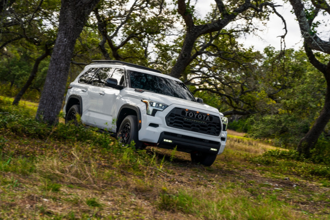 autos, cars, hp, news, ram, toyota, hybrids, new cars, toyota sequoia, toyota videos, video, 2023 toyota sequoia debuts as a 437 hp hybrid, body-on-frame full-size suv
