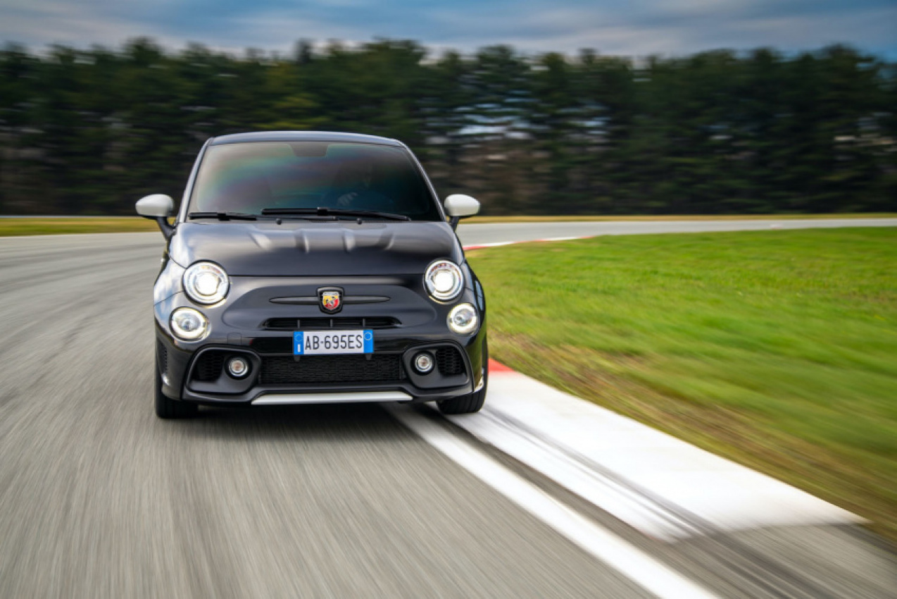 autos, cars, news, abarth, abarth 695 esseesse, android, fiat, android, abarth 695 esseesse – the ultimate collector’s hot hatch