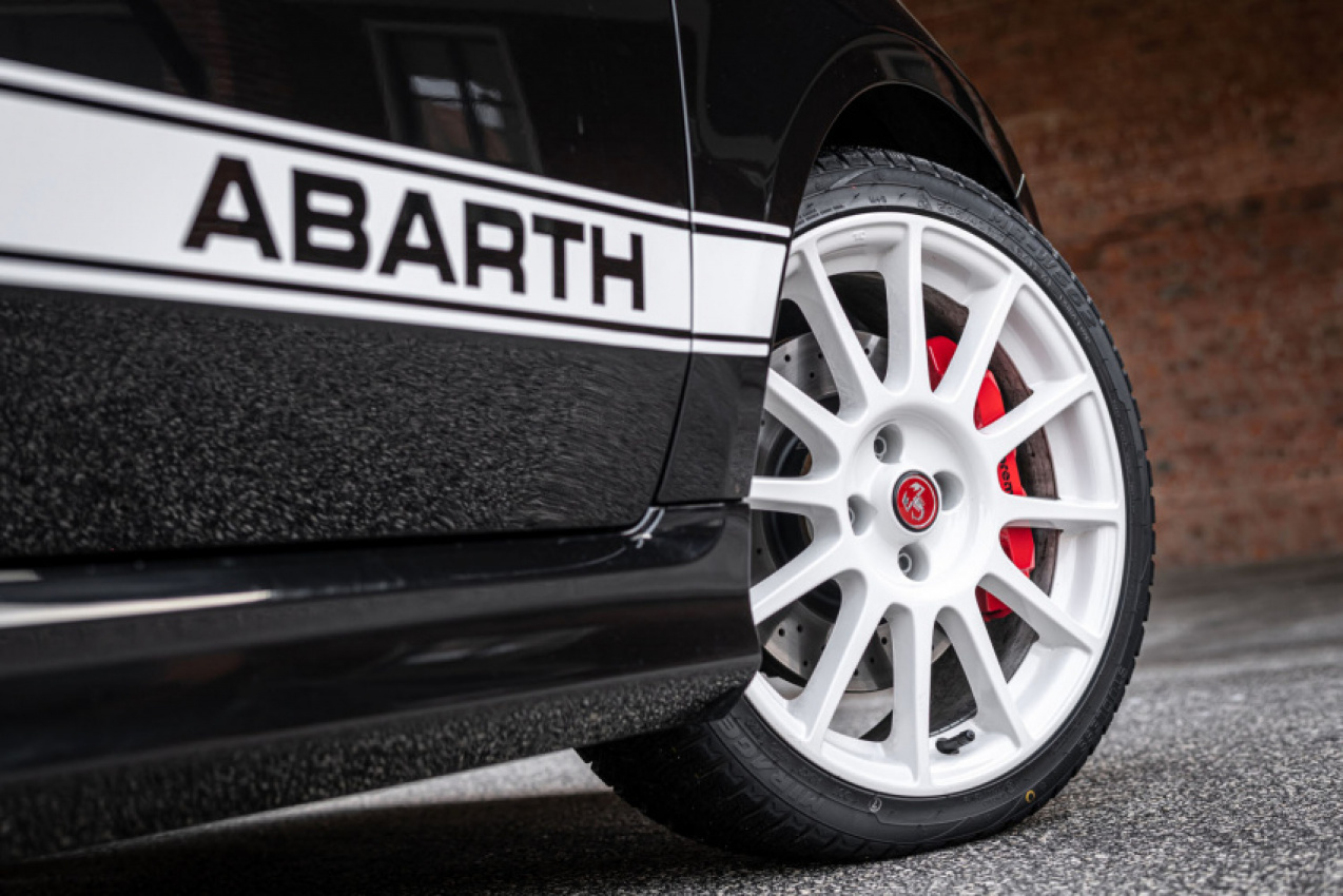 autos, cars, news, abarth, abarth 695 esseesse, android, fiat, android, abarth 695 esseesse – the ultimate collector’s hot hatch