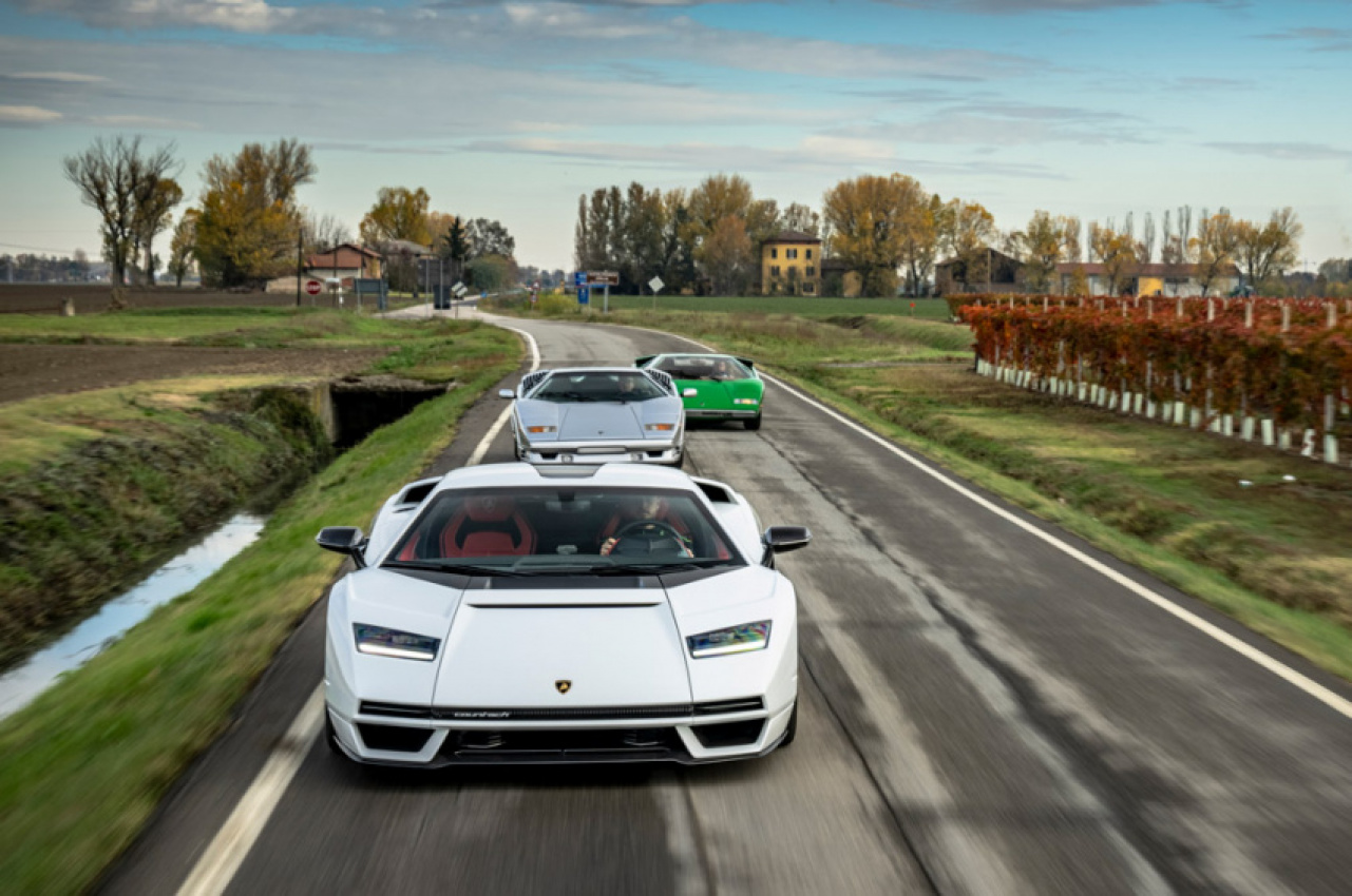 autos, cars, lamborghini, news, countach, lamborghini countach lpi 800-4, lpi 800-4, new car launches, lamborghini countach lpi 800-4 charges down the road for the first time