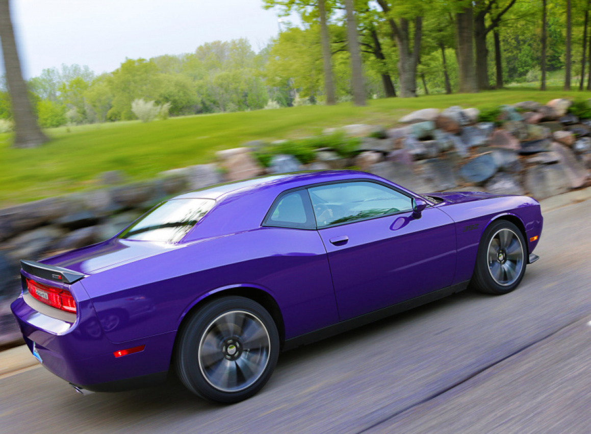 autos, cars, classic cars, dodge, 2013 dodge challenger photos, third gen challenger guides, 2013 dodge challenger wallpapers