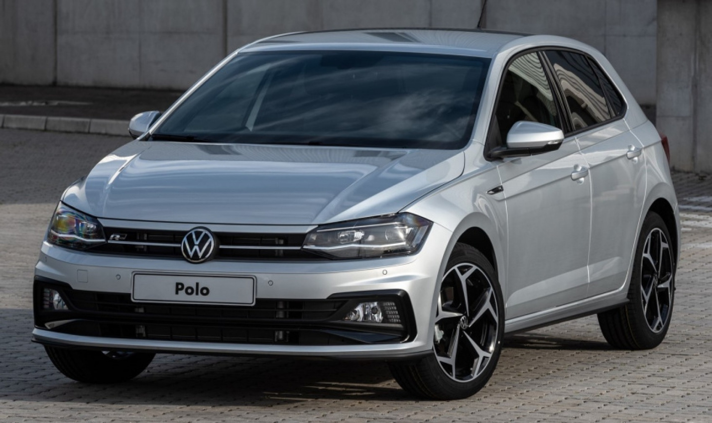 autos, cars, features, android, volkswagen, vw polo, android, 5 most-expensive options you can put on a vw polo