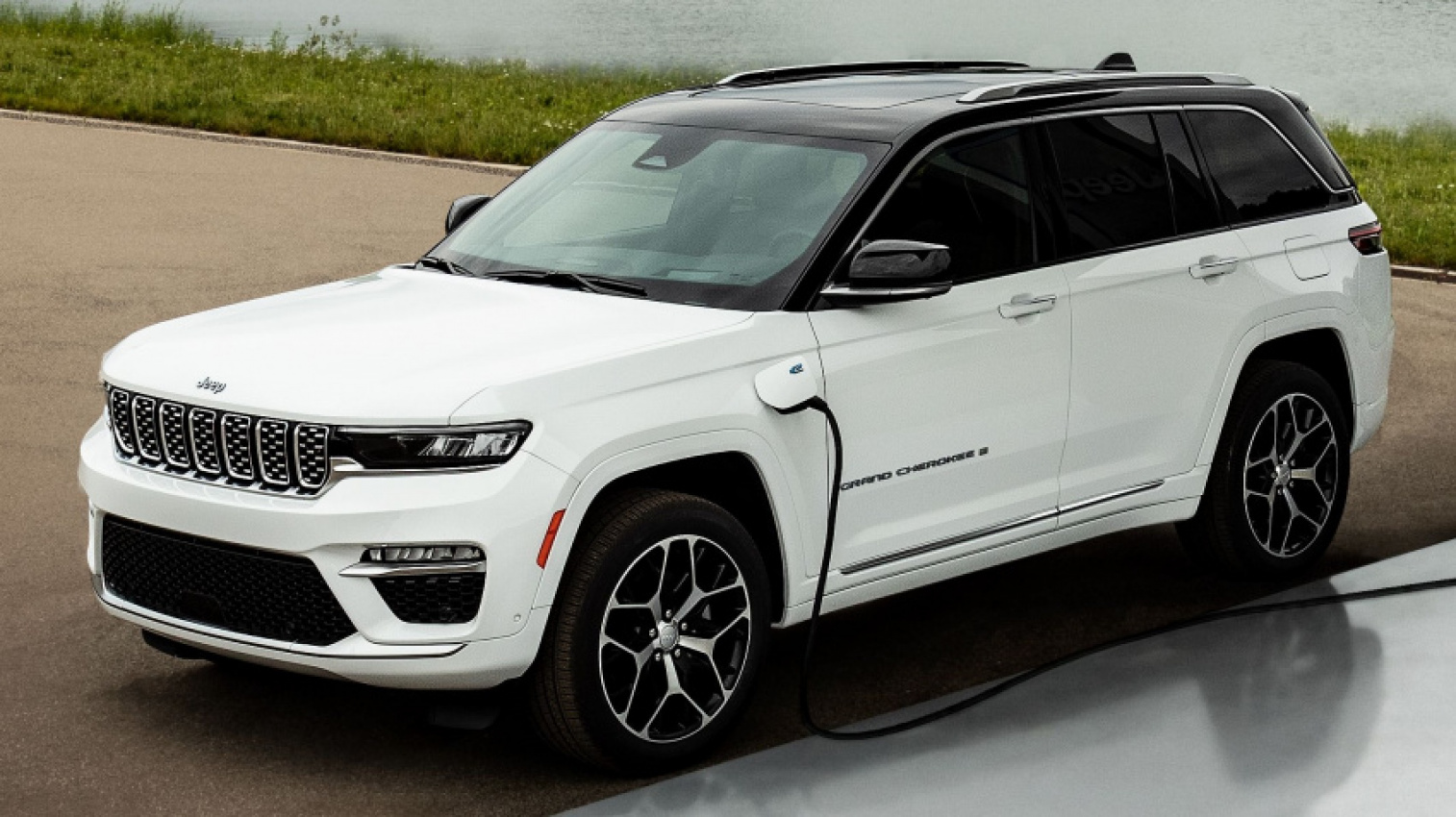 autos, cars, jeep, news, android, jeep grand cherokee, android, new jeep grand cherokee confirmed for south africa – what to expect