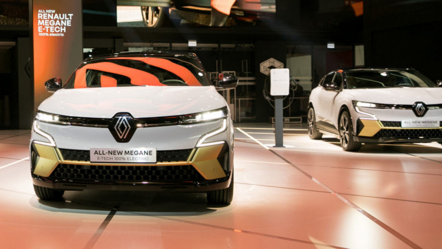 autos, cars, renault, renault megane e-tech suv debuts in munich
