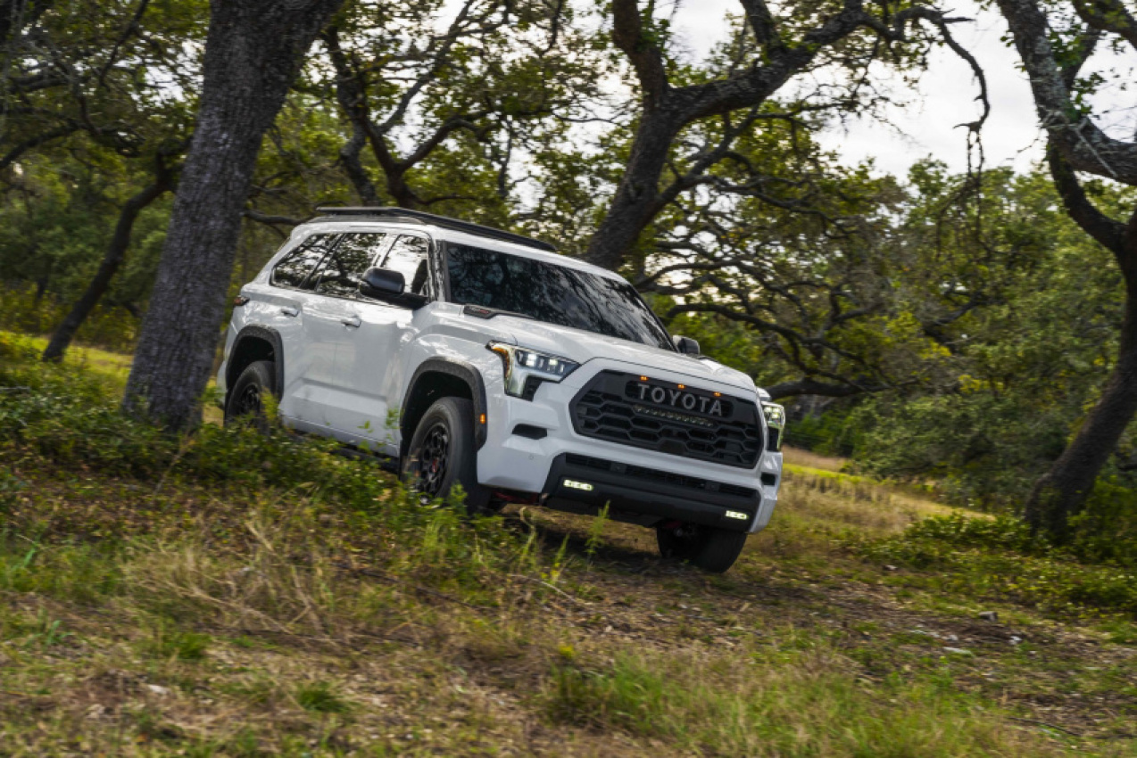 autos, cars, reviews, toyota, android, eco-conscious, family, outdoor, android, 2023 toyota sequoia goes all-hybrid, shares tundra upgrades