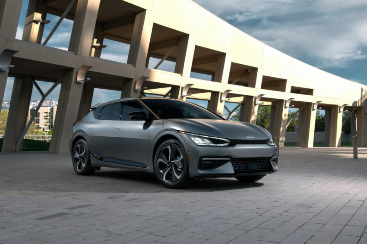 autos, cars, kia, electric cars, kia news, 2022 kia ev6 starts at $42,115, gets an epa-rated 310 miles in some versions