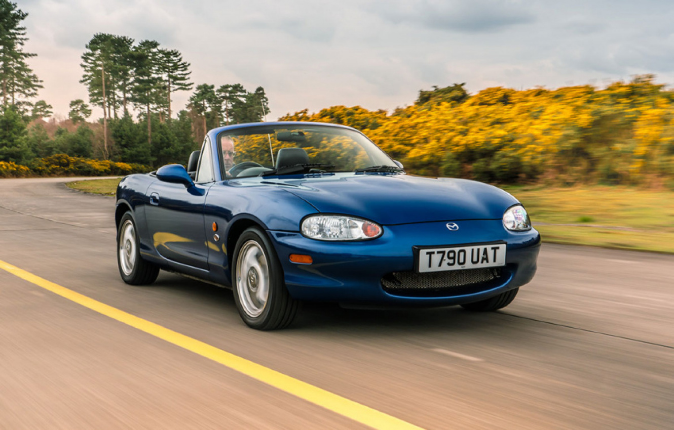 autos, cars, mazda, mazda mx-5, android, mazda mx-5 – 30 years old and still a world favourite