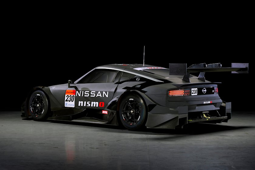 autos, cars, motorsport, nissan, toyota, toyota gr supra, video, watch the nissan z and toyota gr supra get ready for super gt