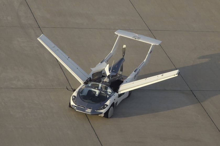 autos, bmw, cars, industry news, offbeat, video, bmw-powered flying one step closer to mass production